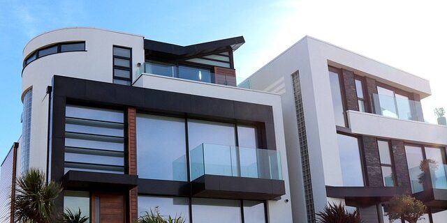 abitazione casa con vetrate e veranda